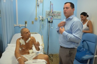 Paciente Clemente Barros, primeiro a realizar a cirurgia de esôfago com a nova técnica