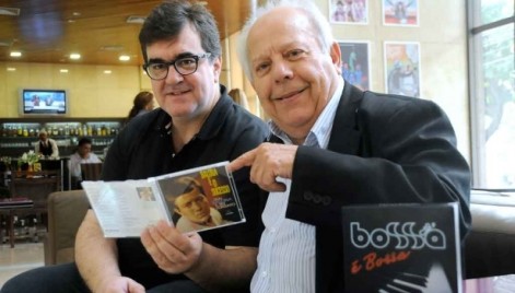 O produtor Marcelo Froes e o músico Célio Balona, que tem dois de seus discos dos anos 1960 incluídos em caixa