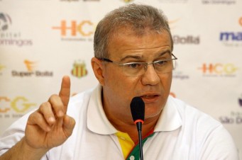 Sérgio Frota pagou apenas um mês dos três que devia aos jogadores e funcionário do Sampaio