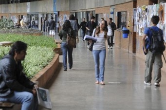 Para especialistas, mudanças no Fies tornam o programa mais sustentável