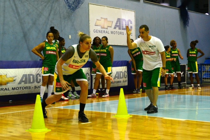 Com reforços, Brasil se prepara para a Copa América de Basquete 