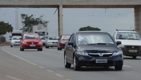 Operação da PRF combate o excesso de velocidade nas estradas 