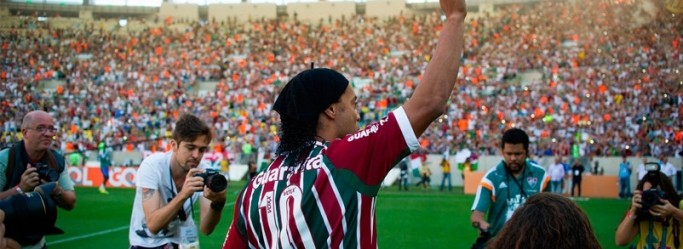 Ronaldinho Gaúcho não é mais jogador do Fluminense