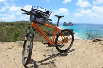 Fernando de Noronha receberá mais de 100 bicicletas e 20 estações para uso de moradores e turistas