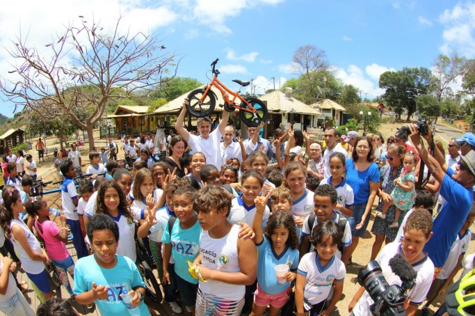 Fernando de Noronha receberá mais de 100 bicicletas e 20 estações para uso de moradores e turistas