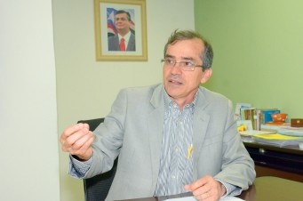Marcos Pacheco secretário de saúde do estado do maranhão 
