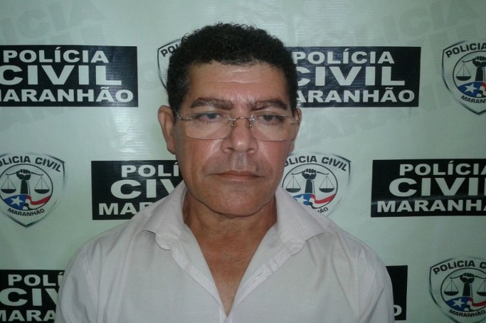 O falso médico oftalmologista identificado como José Domingos Costa Pereira foi preso pela polícia 