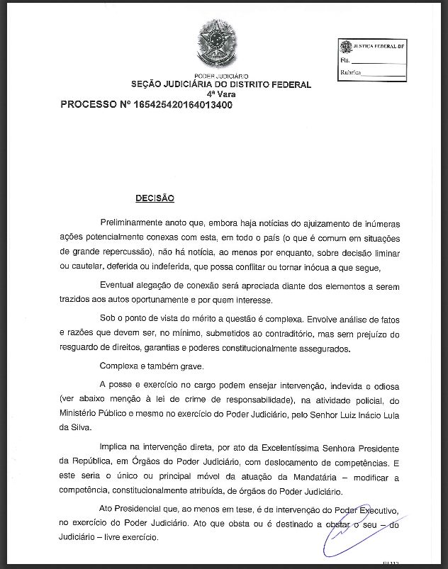 Juiz manda suspender a nomeação de Lula como ministro da Casa Civil