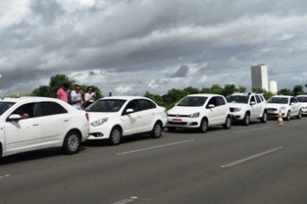 Verificação de taxímetros de São Luís está sendo realizada na Via Expressa      