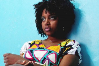 "As canções retratam a alma feminina, uma característica referenciada pela cultura africana. Algumas de autorias de Erivaldo Gomes, Beto Ehonge, Mundo Negro Ilê Ayê, Kizomba Festa das Raças, Pérolas Negras, entre outras" - Dicy Rocha (foto: Reprodução)