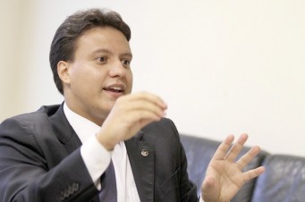 Felipe Camarão, secretário  de Estado da Educação do Maranhão