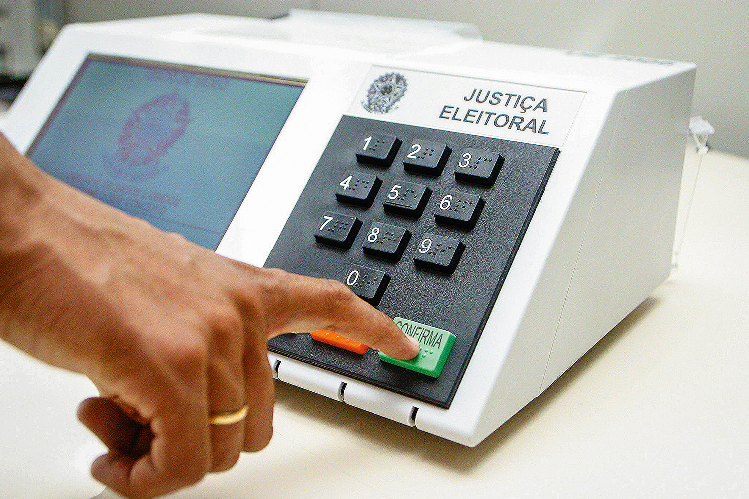 Prazo Para Eleitores Que N O Votaram Justificarem Aus Ncia Termina De