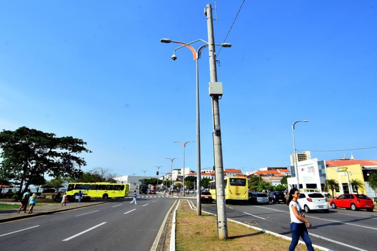 SMTT inicia videomonitoramento do trânsito nas principais avenidas