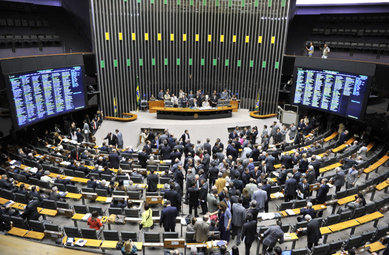 Os 18 deputados federais eleitos no Maranhão