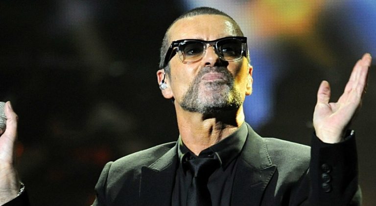 Cantor britânico George Michael morre aos 53 anos