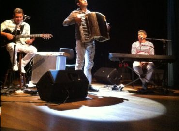 Erasmo Dibell e Murilo Rego encerram turnê em homenagem a Papete