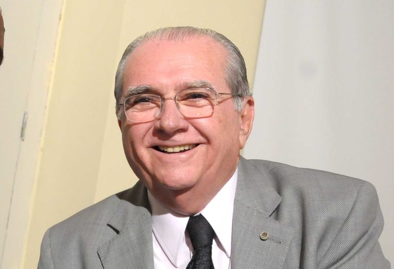 Morre o ex-governador João Castelo