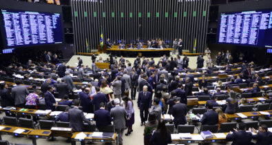 Votação da reforma da Previdência em 2º turno deve começar hoje