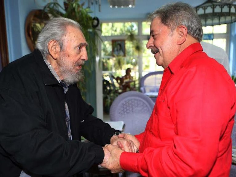 Ex-presidente Lula atenderá ao enterro de Fidel Castro