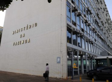 Dívida ativa da União cresce 14% em dez meses