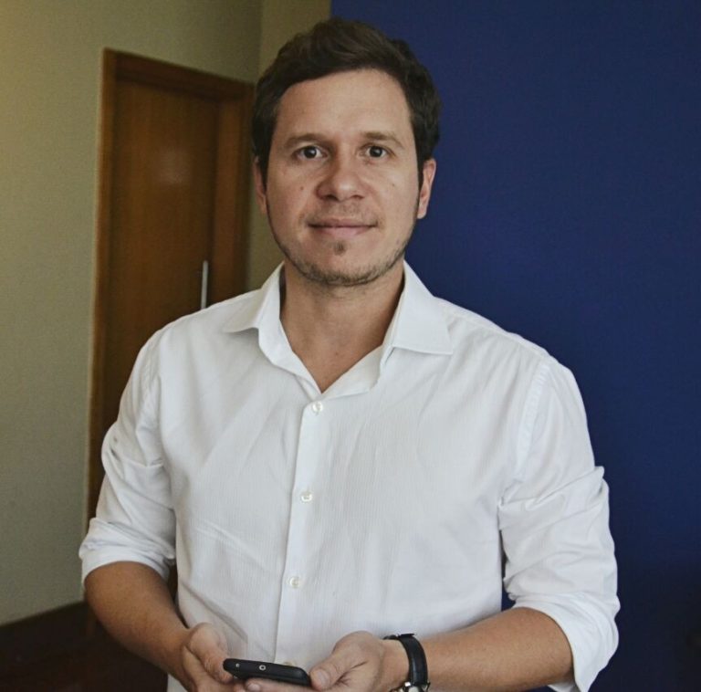 Leia ‘O Brasil não é para os fracos’, do jornalista Pedro Henrique Freire