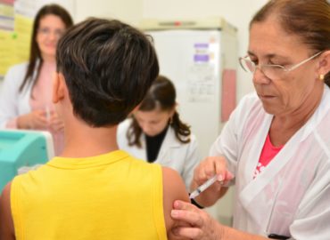 Vacinação contra gripe começa nesta segunda-feira