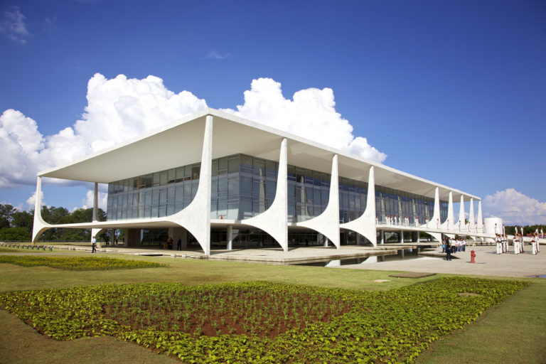 Primeira reunião ministerial do governo é realizada nesta sexta-feira (6)