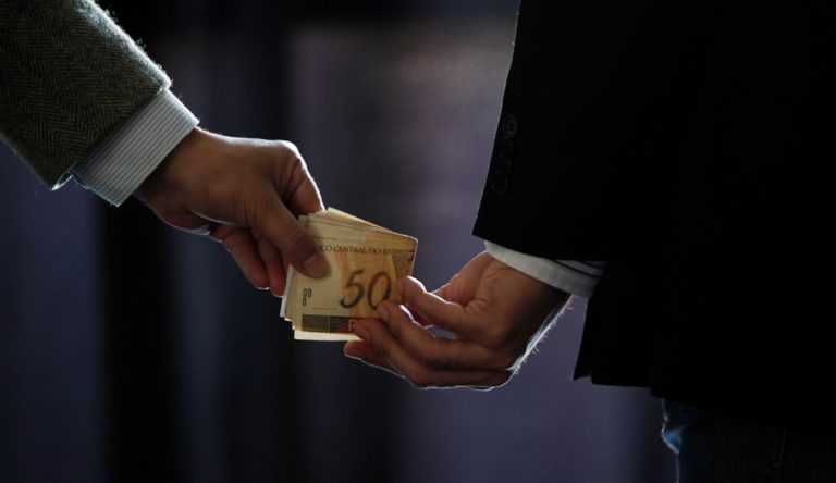 Brasil piora posição em ranking internacional de corrupção
