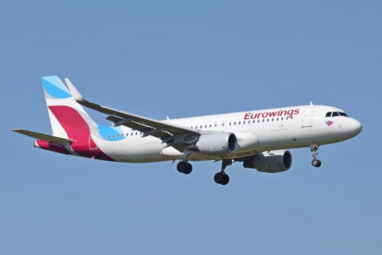 Voo da Eurowings faz pouso de emergência após ameaça de bomba