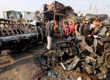Atentado suicida mata 12 pessoas em Bagdá