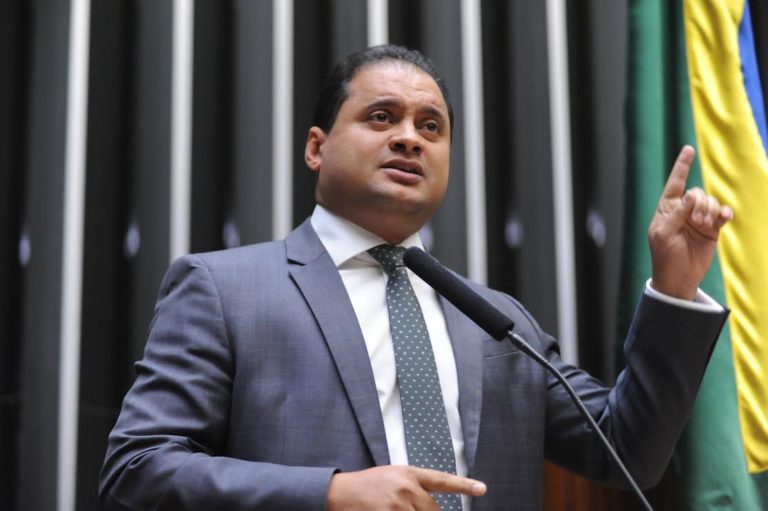 PDT quer Weverton Rocha candidato ao Senado em 2018
