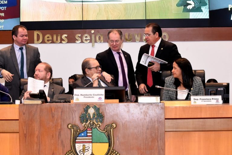 Mesa diretora da Assembleia toma posse nesta quarta