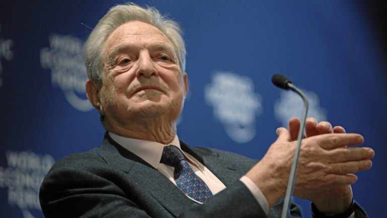 George Soros chama Trump de “aspirante a ditador”