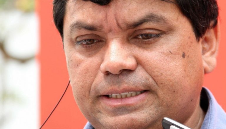 Márcio Jerry se irrita com oposição de ex-vereadora a Funac
