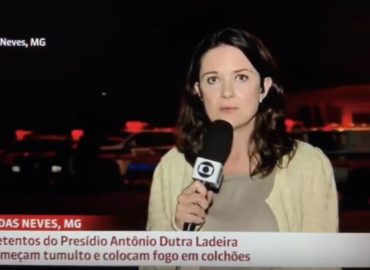 Repórter é agredida ao vivo em frente a presídio de Minas