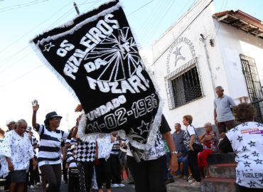 Grupos carnavalescos dão início ao carnaval de rua na Madre Deus