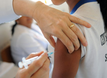Distribuição de vacina será reforçada com 11,5 milhões de doses