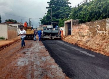 Bairro Santa Clara recebe novo asfalto