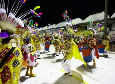 Blocos tradicionais abrem a Passarela do Samba