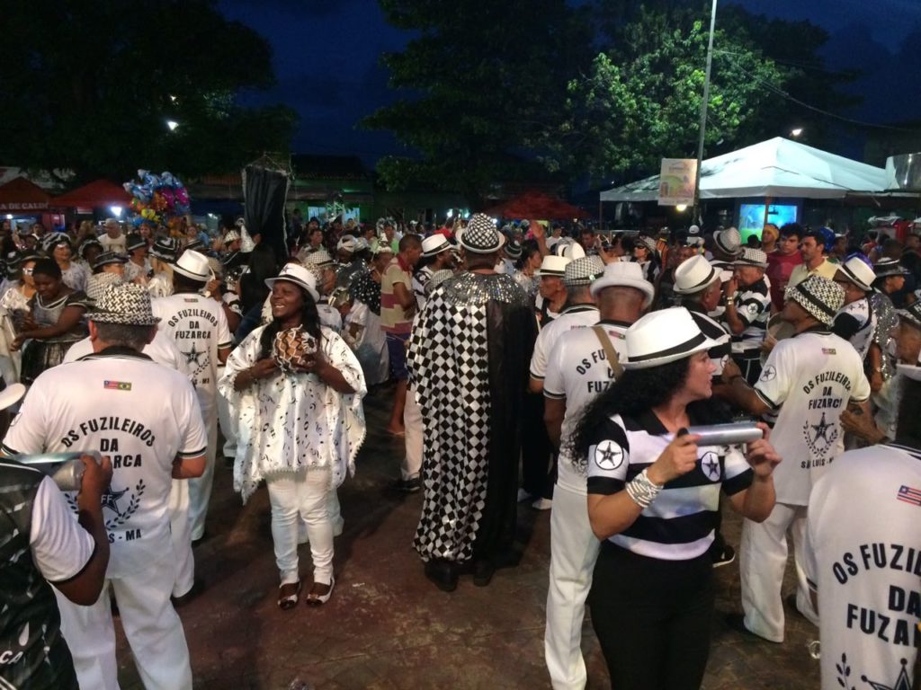 Foliões fazem a festa na capital maranhense