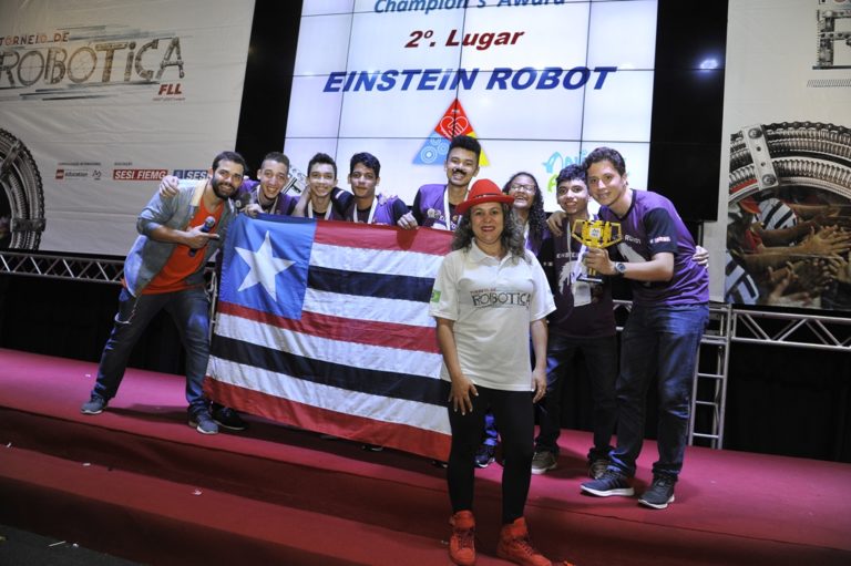 Alunos do SESI conquistam medalha em Festival de Robótica