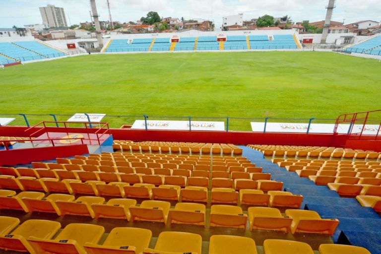 Estádio Nhozinho Santos reabre com clássico do futebol maranhense