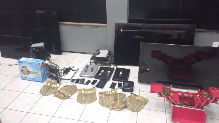 Produtos roubados são encontrados com estudante de direito