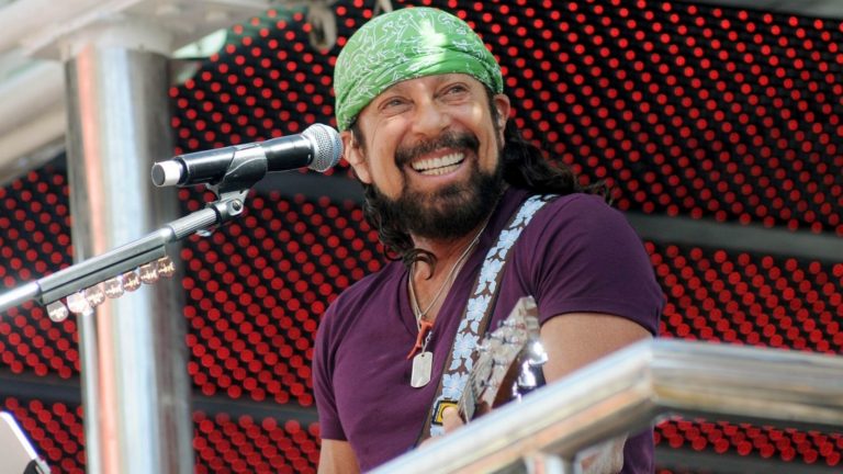 Bell Marques anuncia show ‘Só as Antigas’ em São Luís