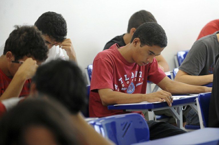 Lista de aprovados do Prouni já está nas universidades