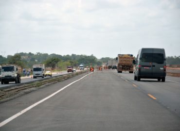 Bandidos atacam turistas na BR-135