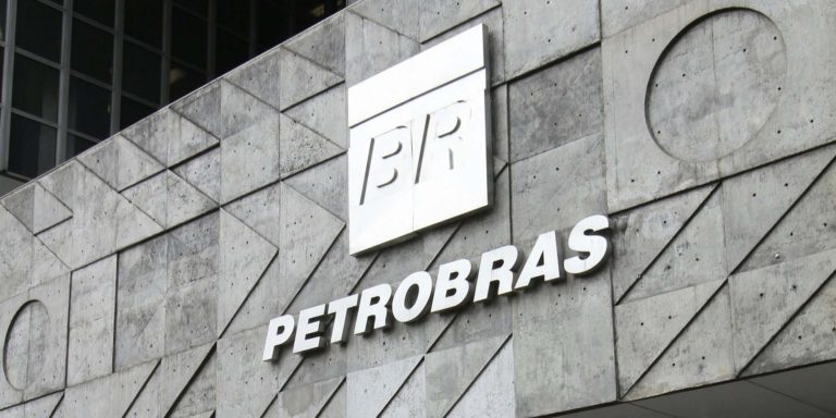 Petrobras e Total assinam aliança de US$2,2 bi