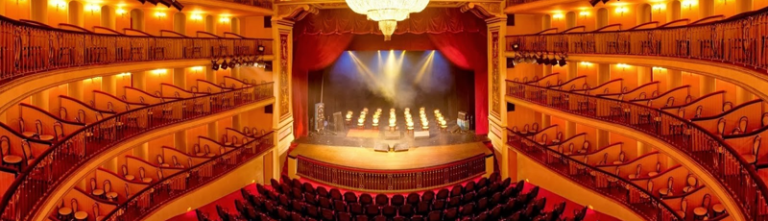 Brasileiros frequentam mais teatros e cinemas, diz pesquisa