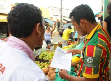 Prefeitura notifica feirantes que ocupam espaços irregulares