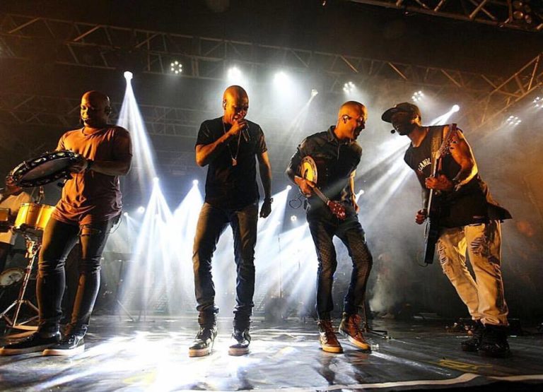 Turma do Pagode faz show em São Luís